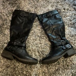 Tall black fall boots